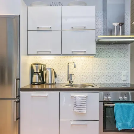 16 By Interhome *