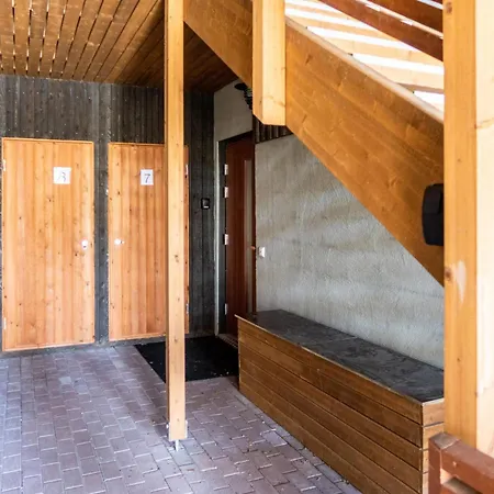 16 By Interhome
